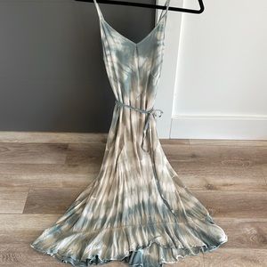 Tie dye maxi dress
